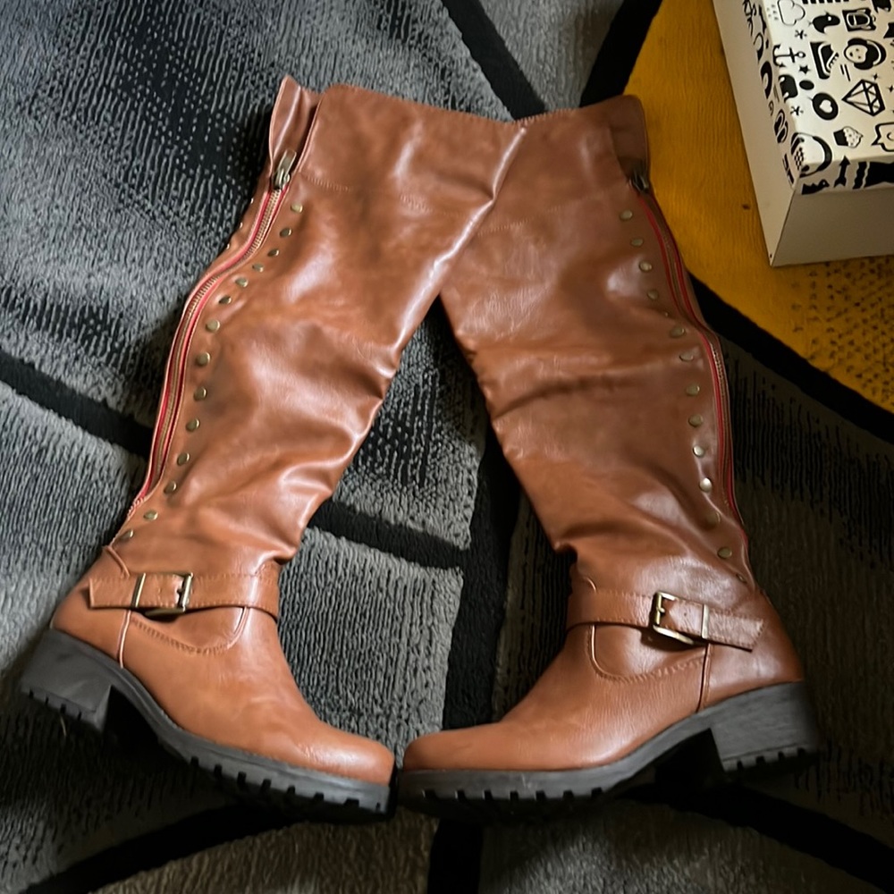 Over the knee Boots